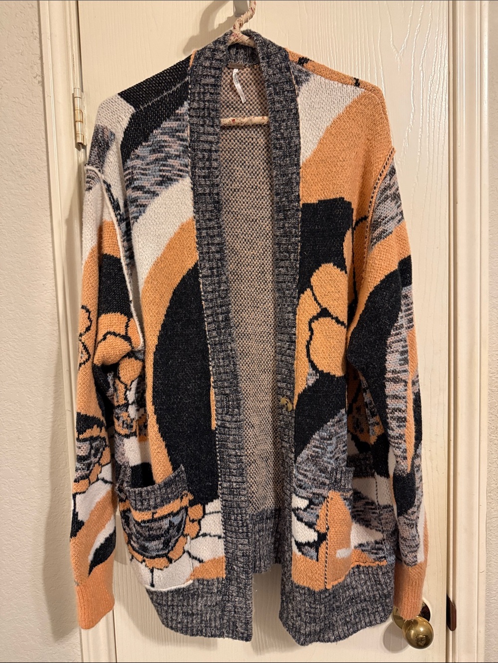 Free People Cozy Open-Front Floral Pattern Cardigan Sweater - Gray & Tan